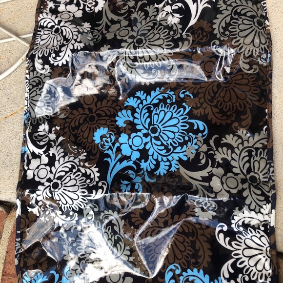 Vera Bradley Quilted Blue Microfiber Diaper Tote - Picture 10 of 12